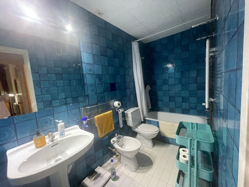 Chambre individuelle · Appartement partagé — Barcelone miniature 11